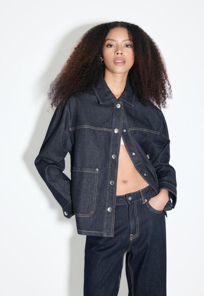 Jeansjacke mit Taschen Jeansjacke mit Taschen