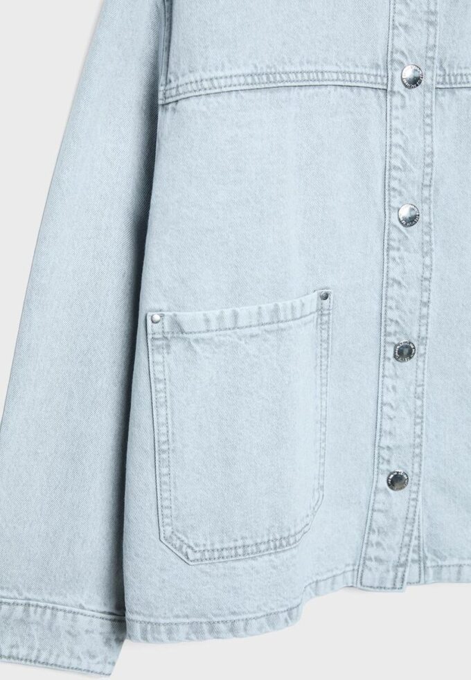 Jeansjacke mit Taschen Jeansjacke mit Taschen