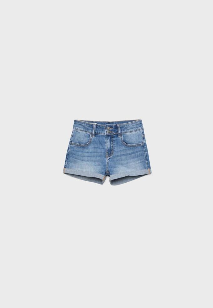 Jeansshorts mit umgeschlagenem Saum Jeansshorts mit umgeschlagenem Saum