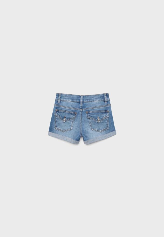 Jeansshorts mit umgeschlagenem Saum Jeansshorts mit umgeschlagenem Saum