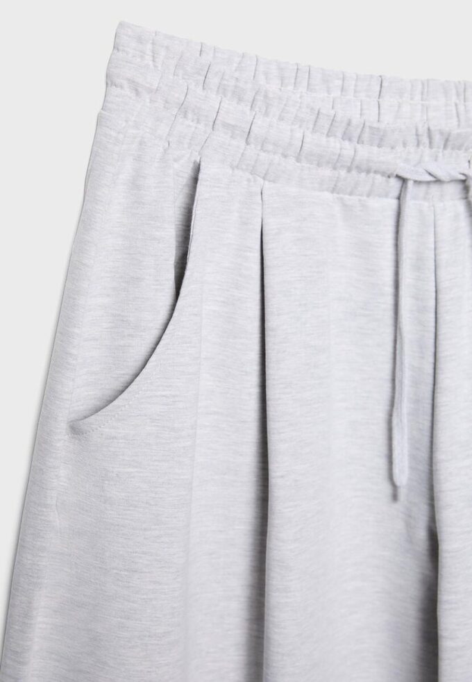 Jogginghose mit Abnähern Jogginghose mit Abnähern