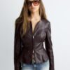 Kragenloser Blazer mit Peplum in Lederoptik