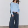 Kurzer Pullover mit U-Boot-Ausschnitt