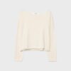 Kurzer Pullover mit U-Boot-Ausschnitt