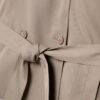 Kurzes, fließendes Trenchcoat mit Gürtel Kurzes, fließendes Trenchcoat mit Gürtel