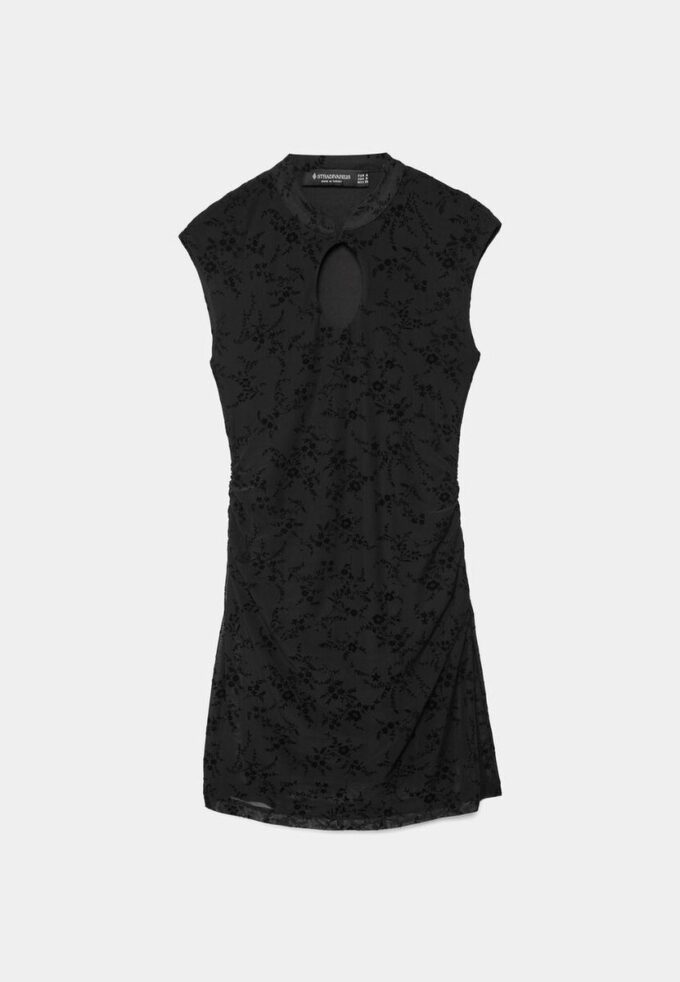 Kurzes Kleid im Qipao-Stil