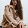 Kurzes Trenchcoat aus Kunstwildleder