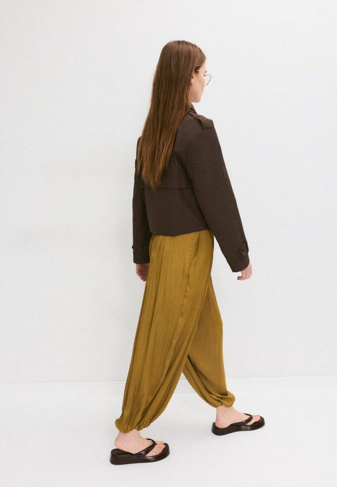 Kurzes Zweireihiger Trenchcoat
