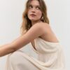 Langes Crêpe-Kleid mit Perlenverzierten Trägern