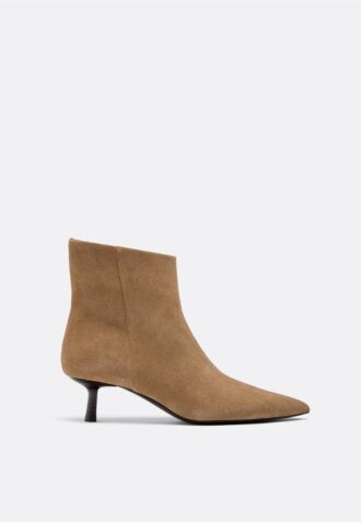 Leder-Stiefeletten mit Kitten-Heel