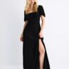 Lockeres Maxikleid mit gekreuztem Rücken Lockeres Maxikleid mit gekreuztem Rücken