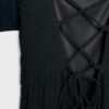 Lockeres Maxikleid mit gekreuztem Rücken Lockeres Maxikleid mit gekreuztem Rücken