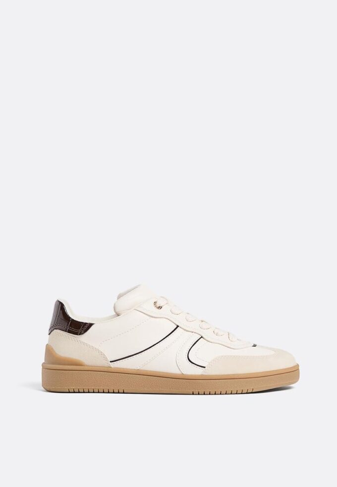 Lässige Retro-Sneaker Lässige Retro-Sneaker