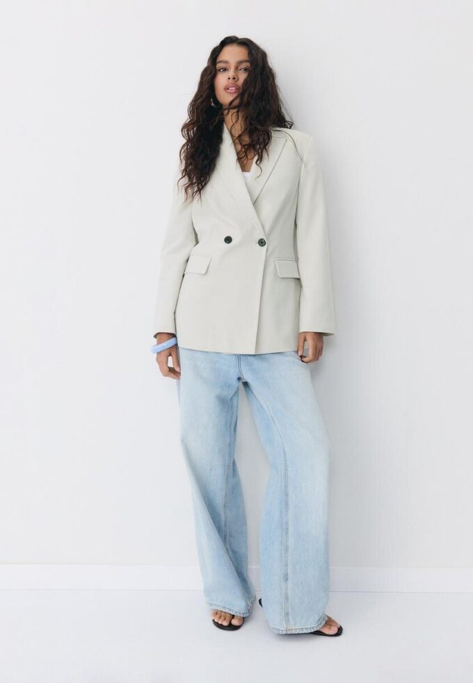 Maßgeschneiderter Blazer Maßgeschneiderter Blazer