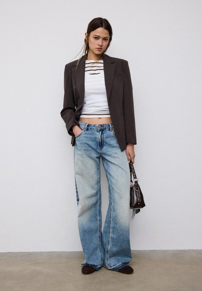 Maßgeschneiderter Blazer mit Knopfleiste