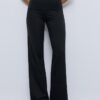 Mesh-Hose mit umgeschlagenem Bund Mesh-Hose mit umgeschlagenem Bund