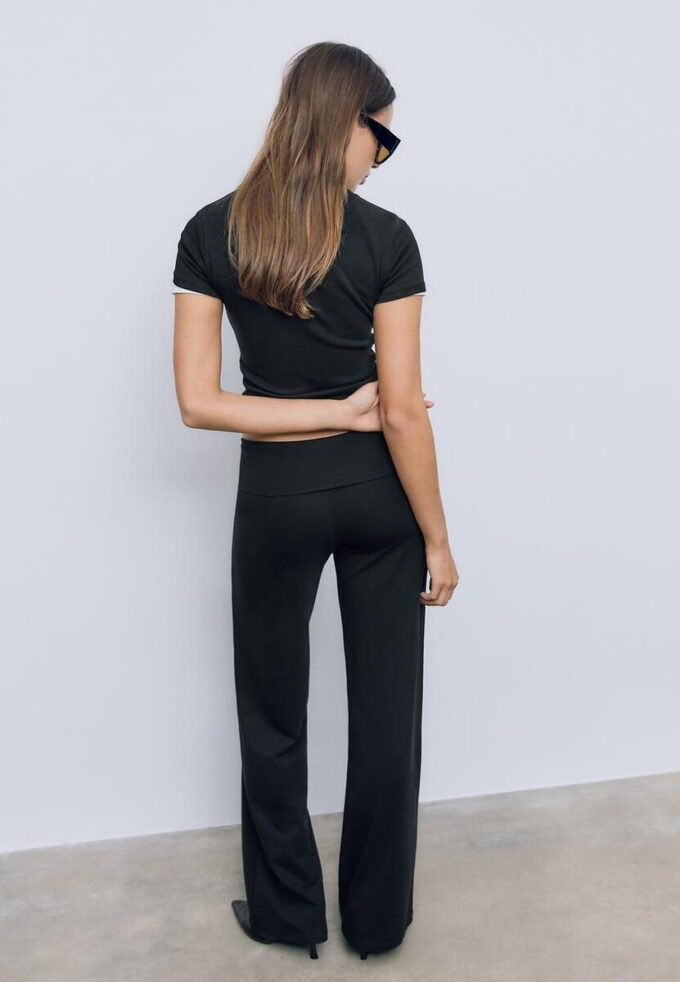 Mesh-Hose mit umgeschlagenem Bund Mesh-Hose mit umgeschlagenem Bund