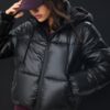 Metallic-Daunenjacke mit Kapuze Metallic-Daunenjacke mit Kapuze