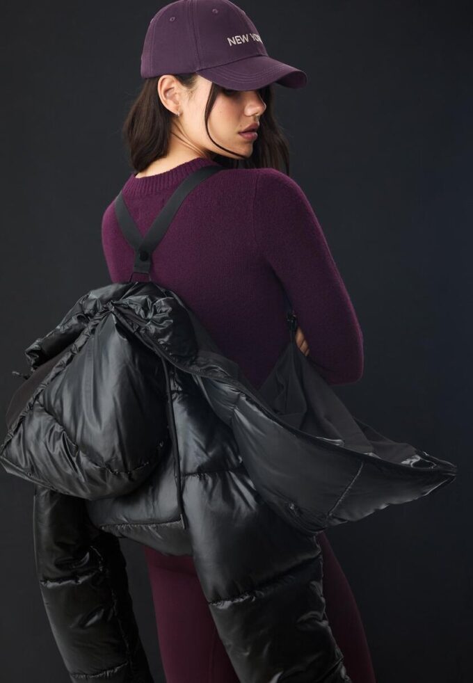 Metallic-Daunenjacke mit Kapuze Metallic-Daunenjacke mit Kapuze