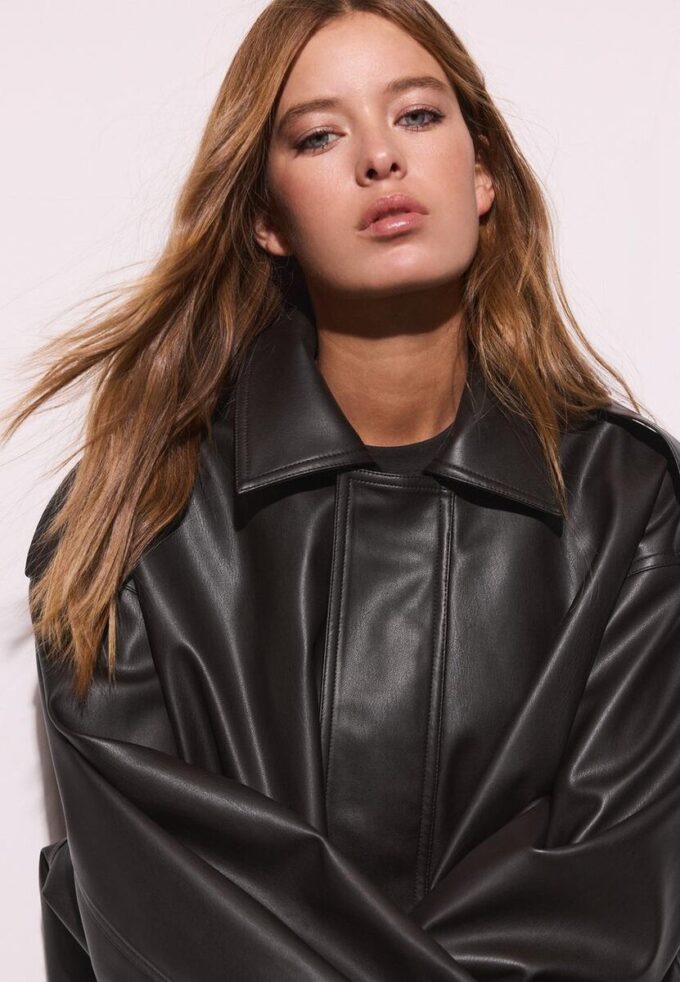 Oversize-Bikerjacke in Lederoptik Oversize-Bikerjacke in Lederoptik