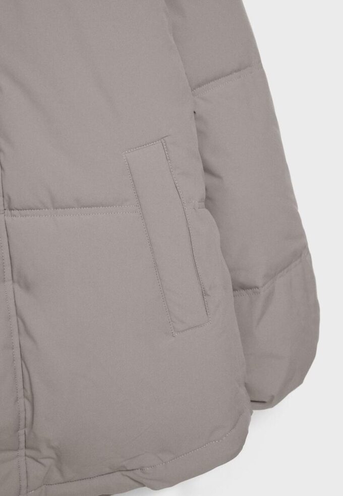 Oversize-Steppjacke mit Kapuze