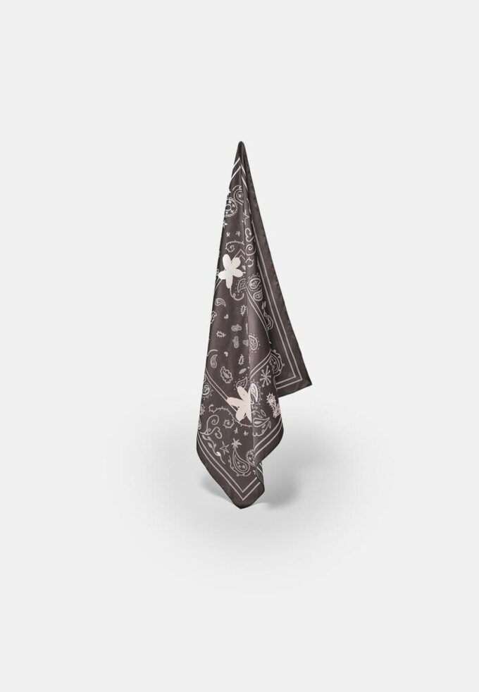 Paisley-Blumenschal