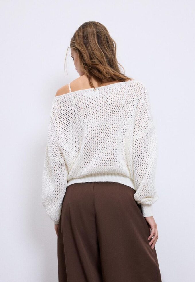 Pullover aus Mesh-Strick mit U-Boot-Ausschnitt
