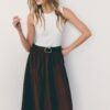 Ärmelloses Midikleid aus zwei Materialien mit Gürtel