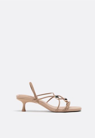Sandaletten mit Kitten-Heel und Metall-Details