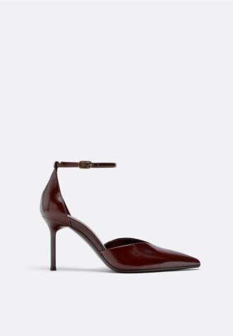 Schuhe mit Lederabsatz
