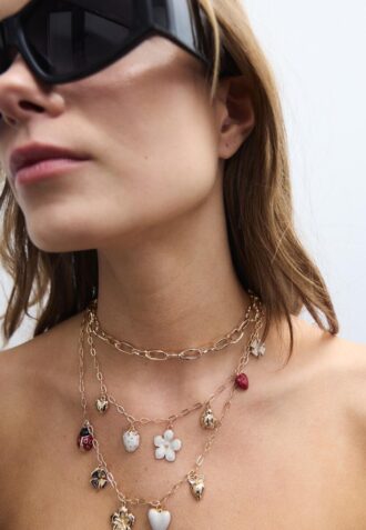 Set mit 3 Halsketten mit verschiedenen Anhängern
