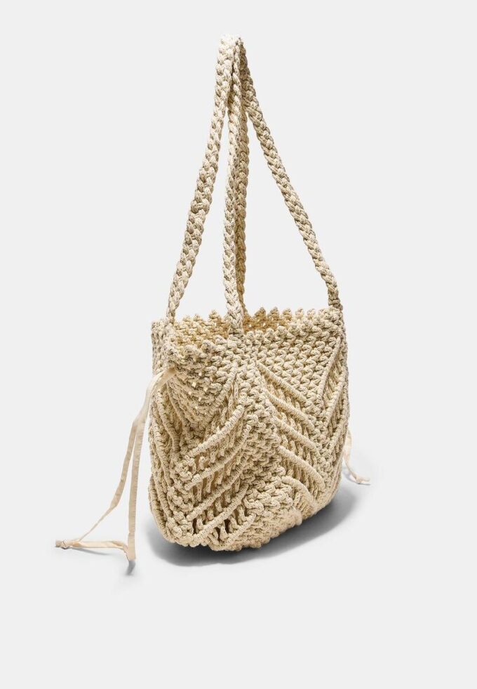 Shopper-Tasche aus Häkelstoff mit Metallfäden Shopper-Tasche aus Häkelstoff mit Metallfäden