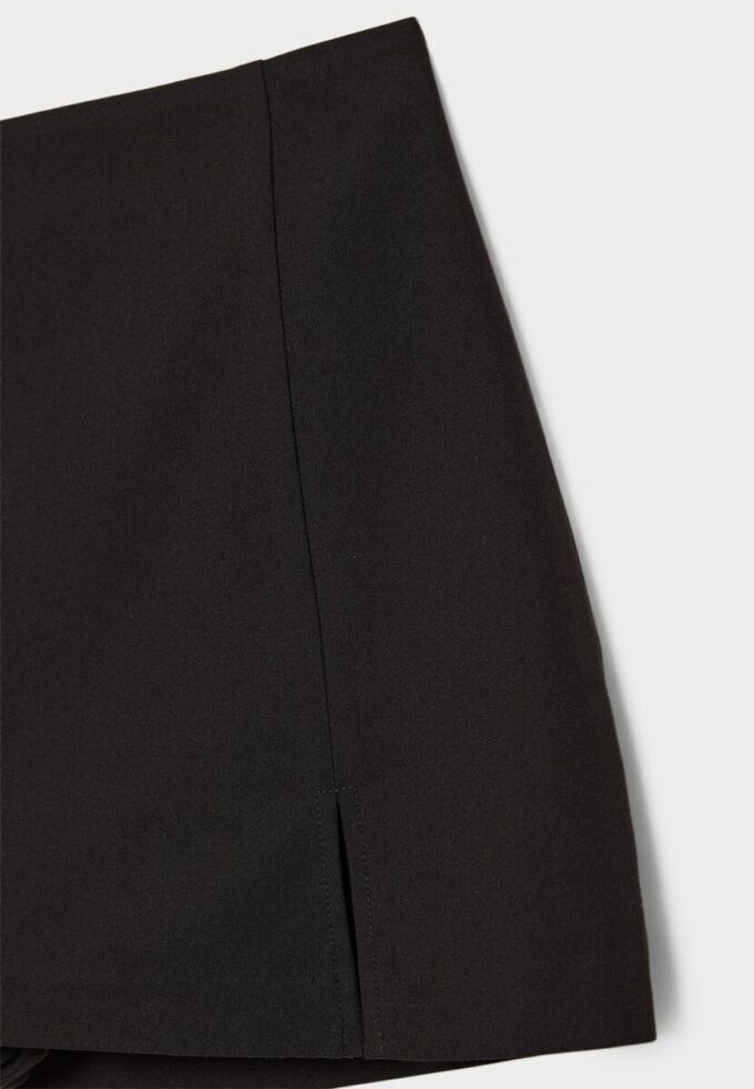 Skort mit Seitenschlitz