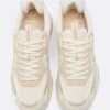 Sneaker mit Detail