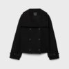 Soft Touch-Jacke mit Überkreuzverschluss und hohem Kragen Soft Touch-Jacke mit Überkreuzverschluss und hohem Kragen