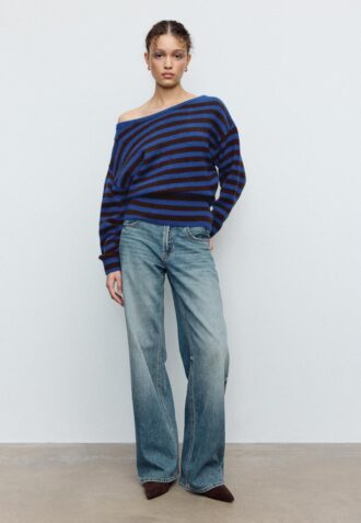 Soft Touch-Strickpullover mit U-Boot-Ausschnitt Soft Touch-Strickpullover mit U-Boot-Ausschnitt