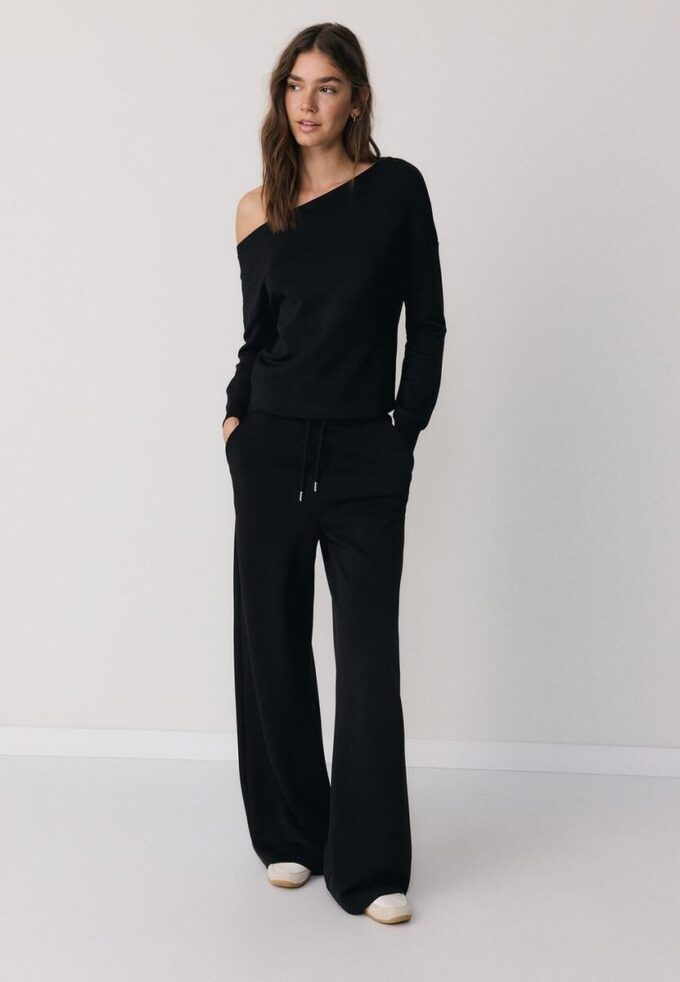 Soft Touch-Sweatshirt mit schulterfreiem Ausschnitt