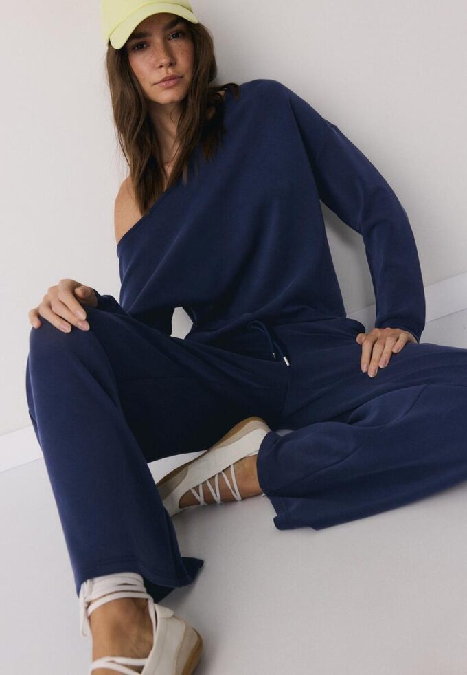 Soft Touch-Sweatshirt mit schulterfreiem Ausschnitt