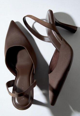 Stiletto-Absatzschuhe mit Satin-Effekt