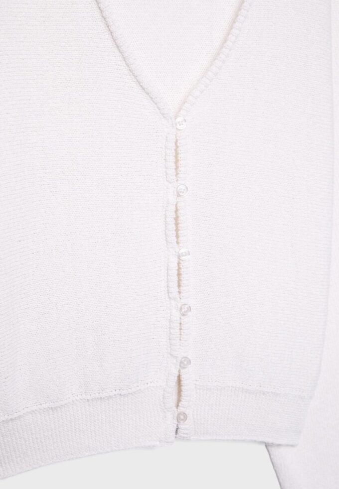 Strickjacke mit Fledermausärmeln Strickjacke mit Fledermausärmeln