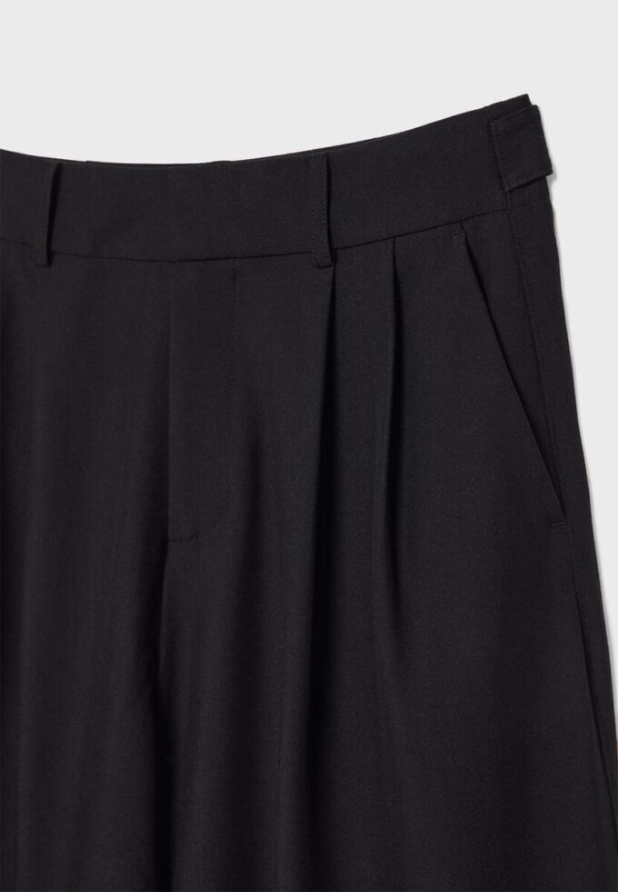 Superweite, verstellbare Hose Superweite, verstellbare Hose