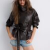 Trenchcoat mit hohem Kragen in Lederoptik Trenchcoat mit hohem Kragen in Lederoptik