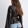 Trenchcoat mit hohem Kragen in Lederoptik Trenchcoat mit hohem Kragen in Lederoptik
