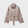 Trenchcoat mit hohem Kragen in Lederoptik Trenchcoat mit hohem Kragen in Lederoptik