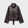 Trenchcoat mit hohem Kragen in Lederoptik Trenchcoat mit hohem Kragen in Lederoptik