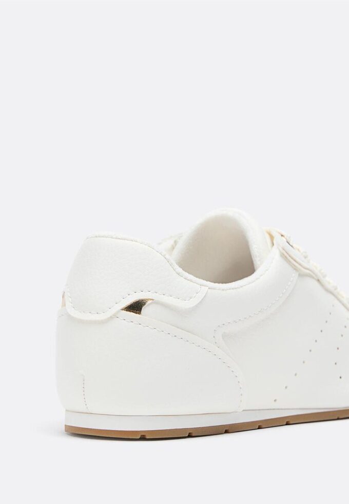 Weiche Sneaker mit flacher Sohle