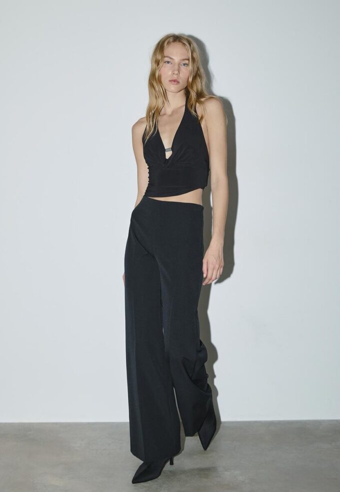 Weit geschnittene elegante Hose