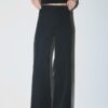 Weit geschnittene elegante Hose