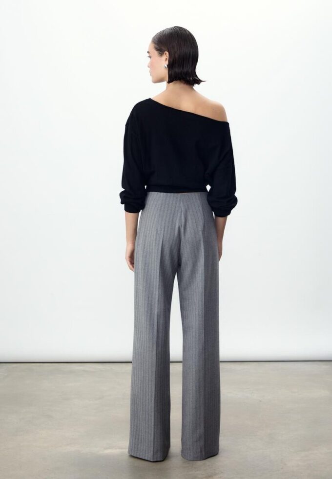 Weit geschnittene elegante Hose