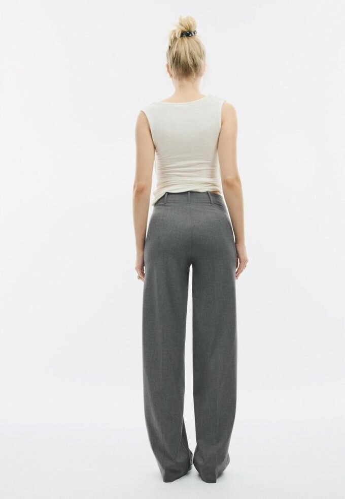Weit geschnittene Hose
